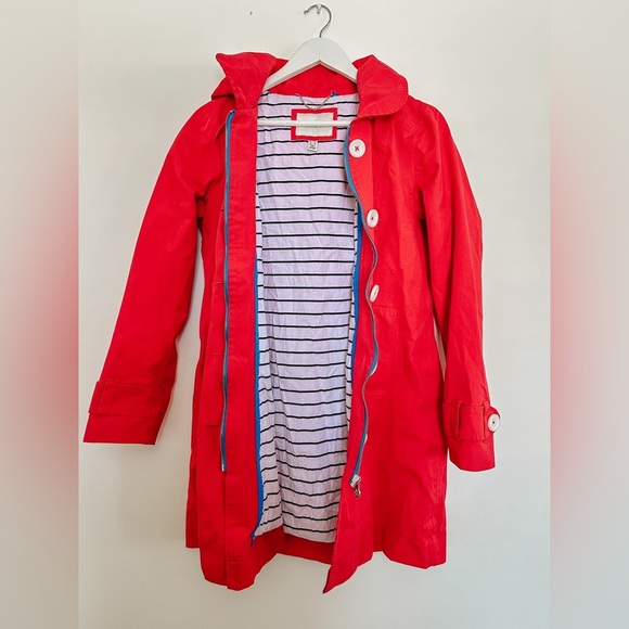 “Hatley”Red Trench Coat - Detachable Hood - Zip Front - Stripped Lining - Size 8 - Picture 7 of 15